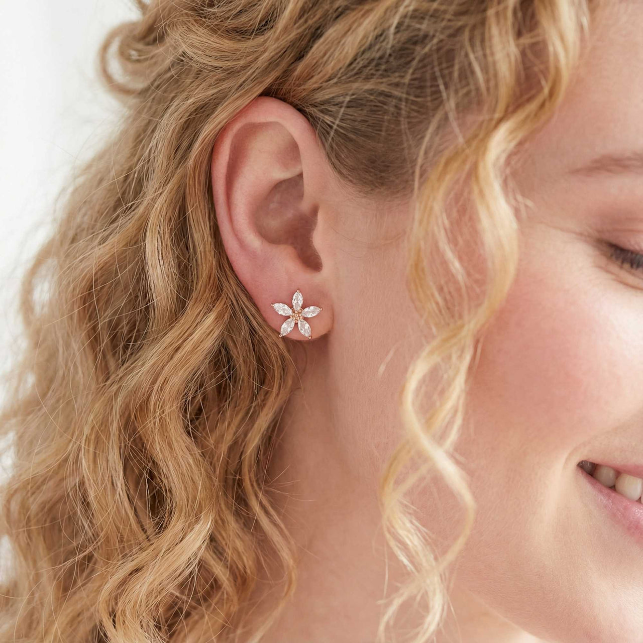 Austrian Crystals Flowers Earrings